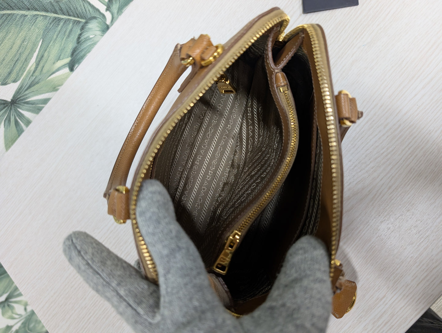 Saffiano Vernice Promenade Small