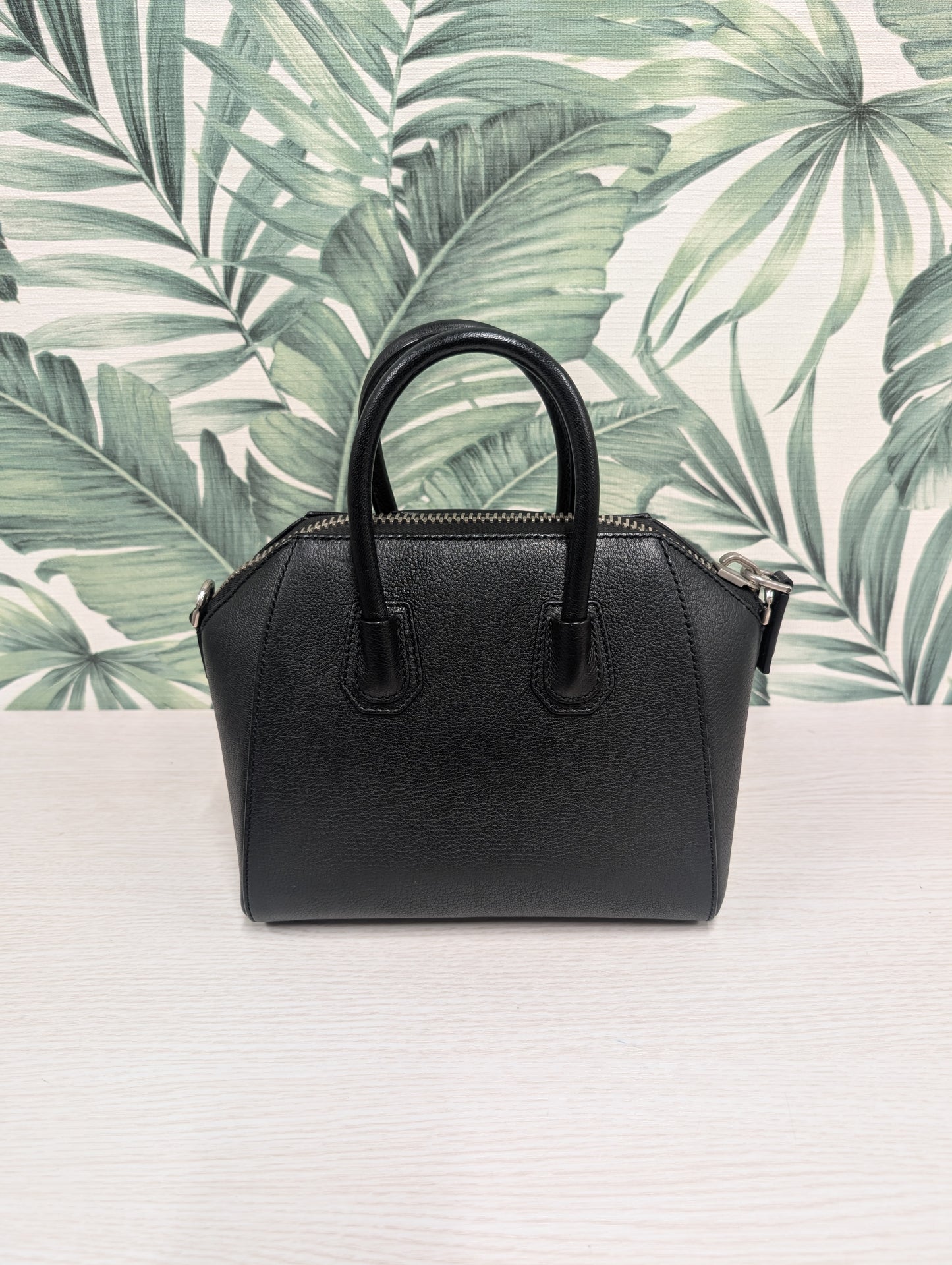 Sugar Goatskin Antigona Mini