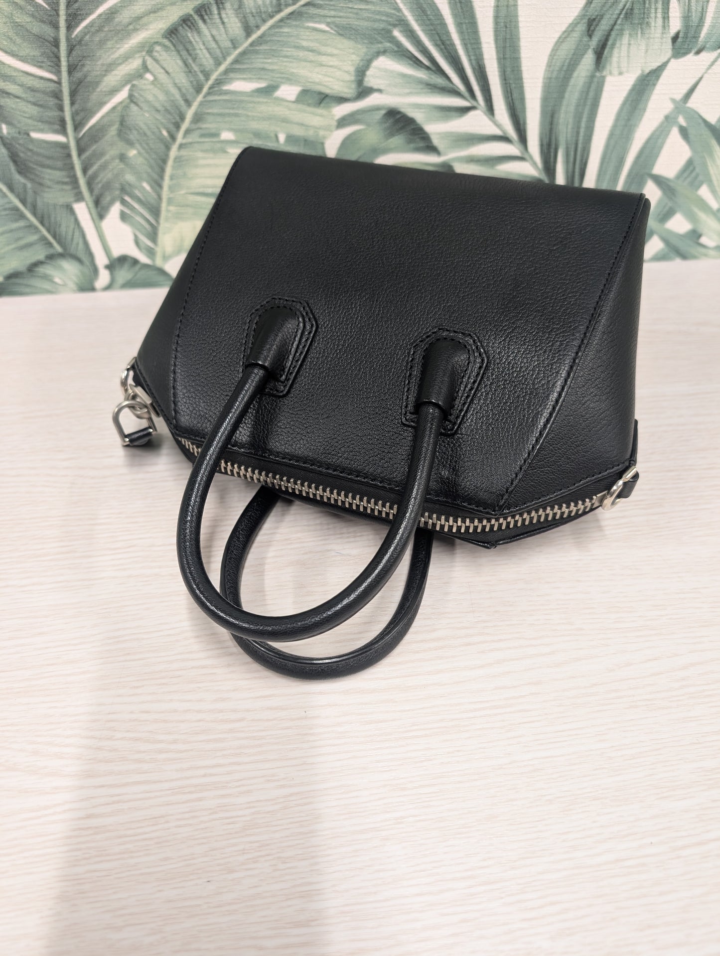 Sugar Goatskin Antigona Mini