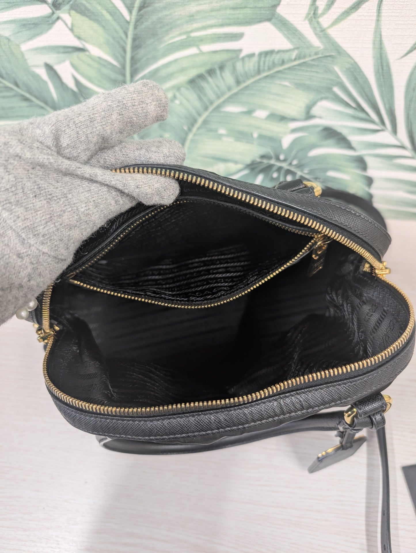 Tessuto Nylon Saffiano Leather