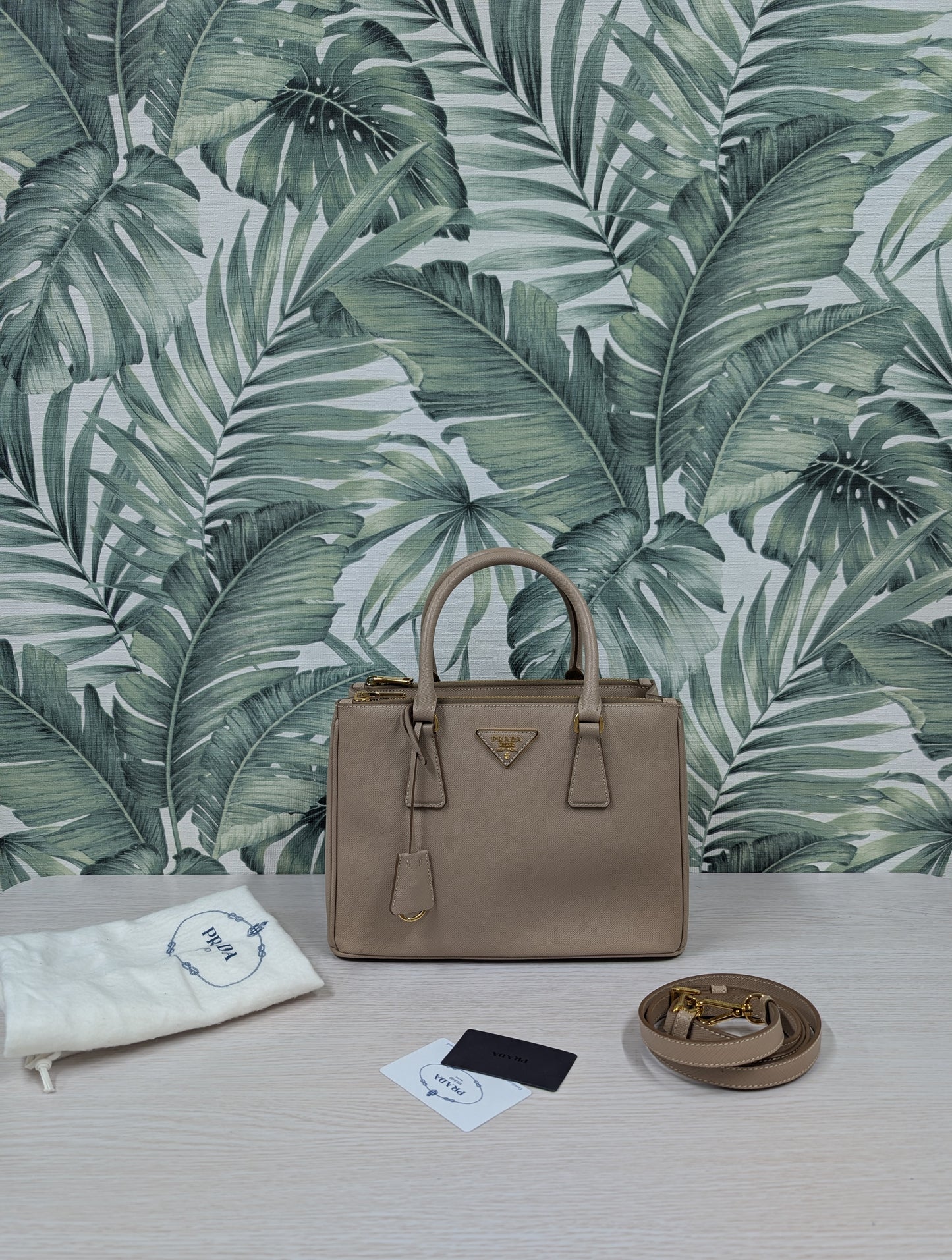 Saffiano Galleria Medium