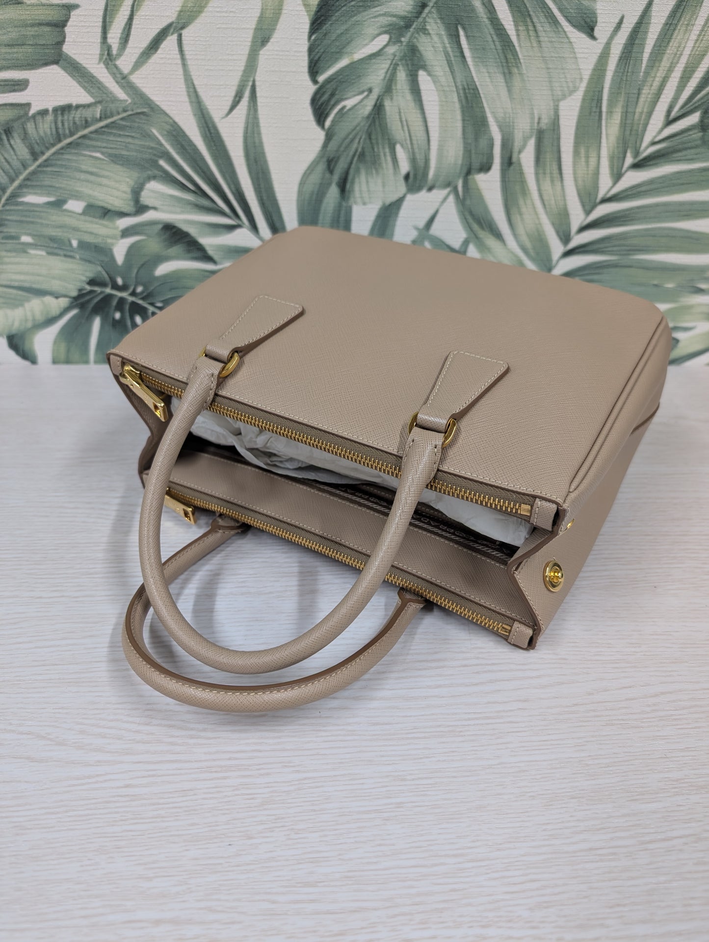 Saffiano Galleria Medium