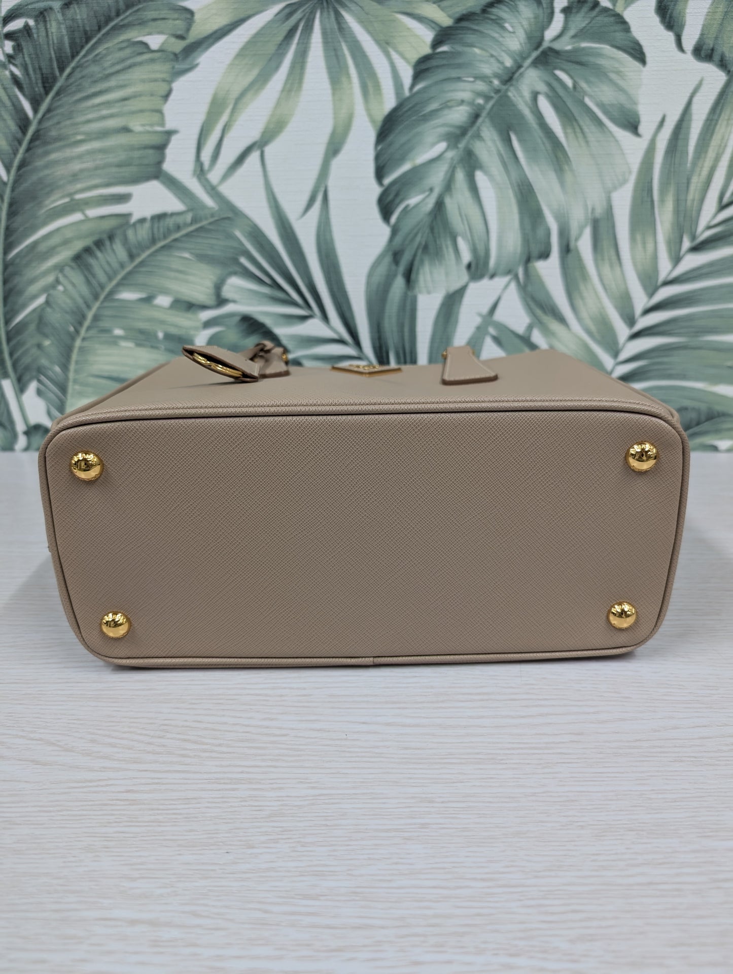 Saffiano Galleria Medium