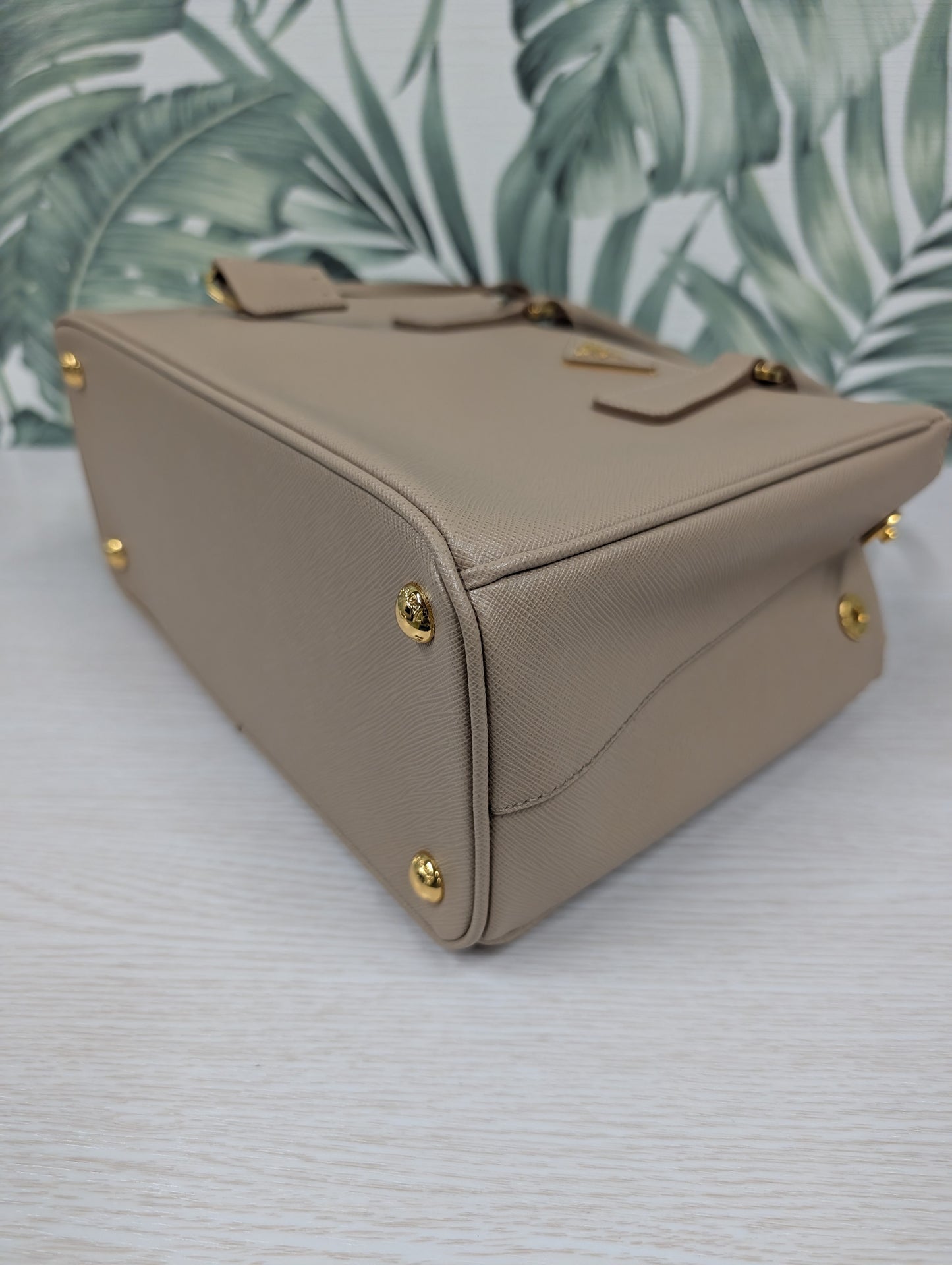 Saffiano Galleria Medium