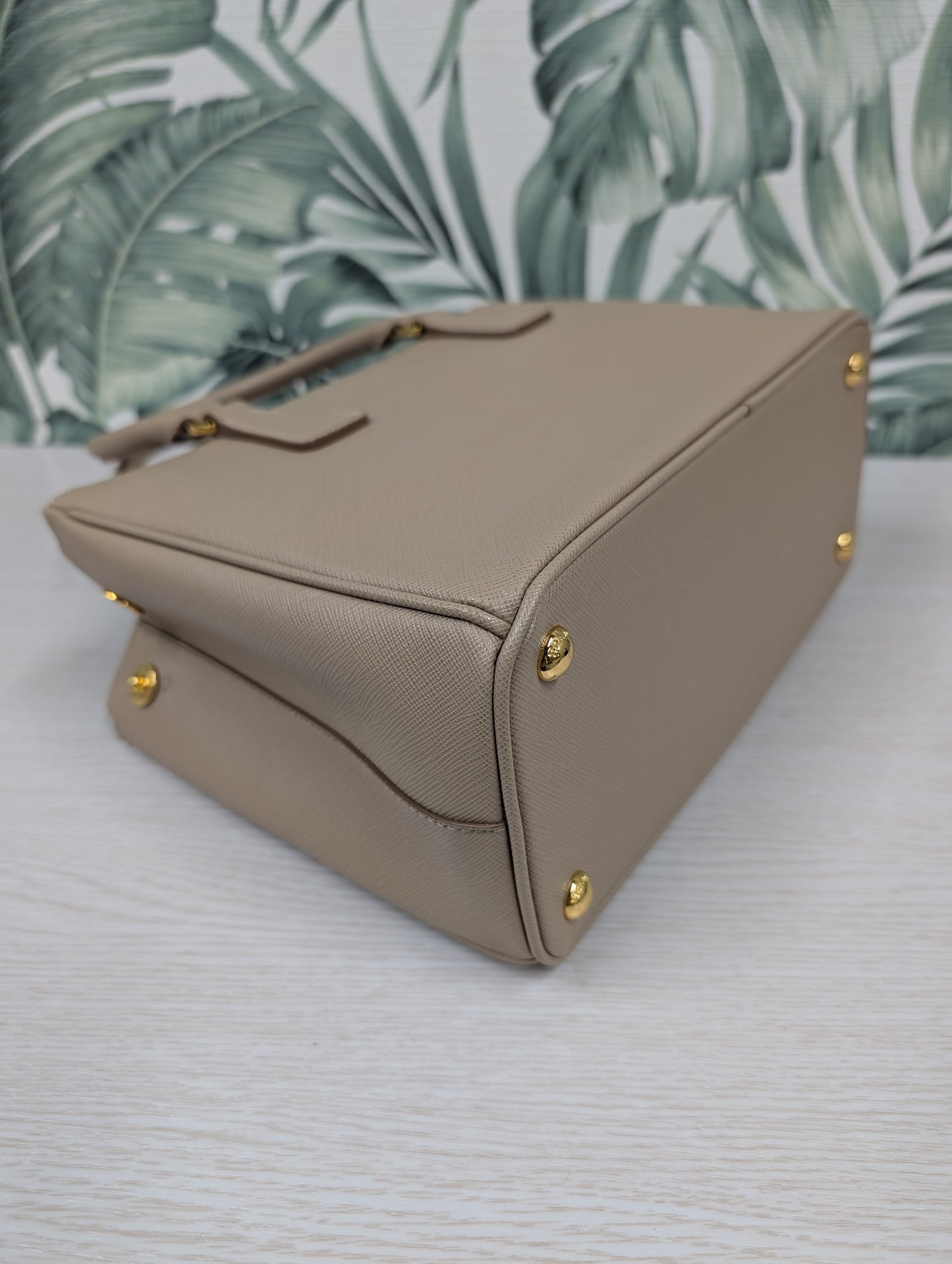 Saffiano Galleria Medium