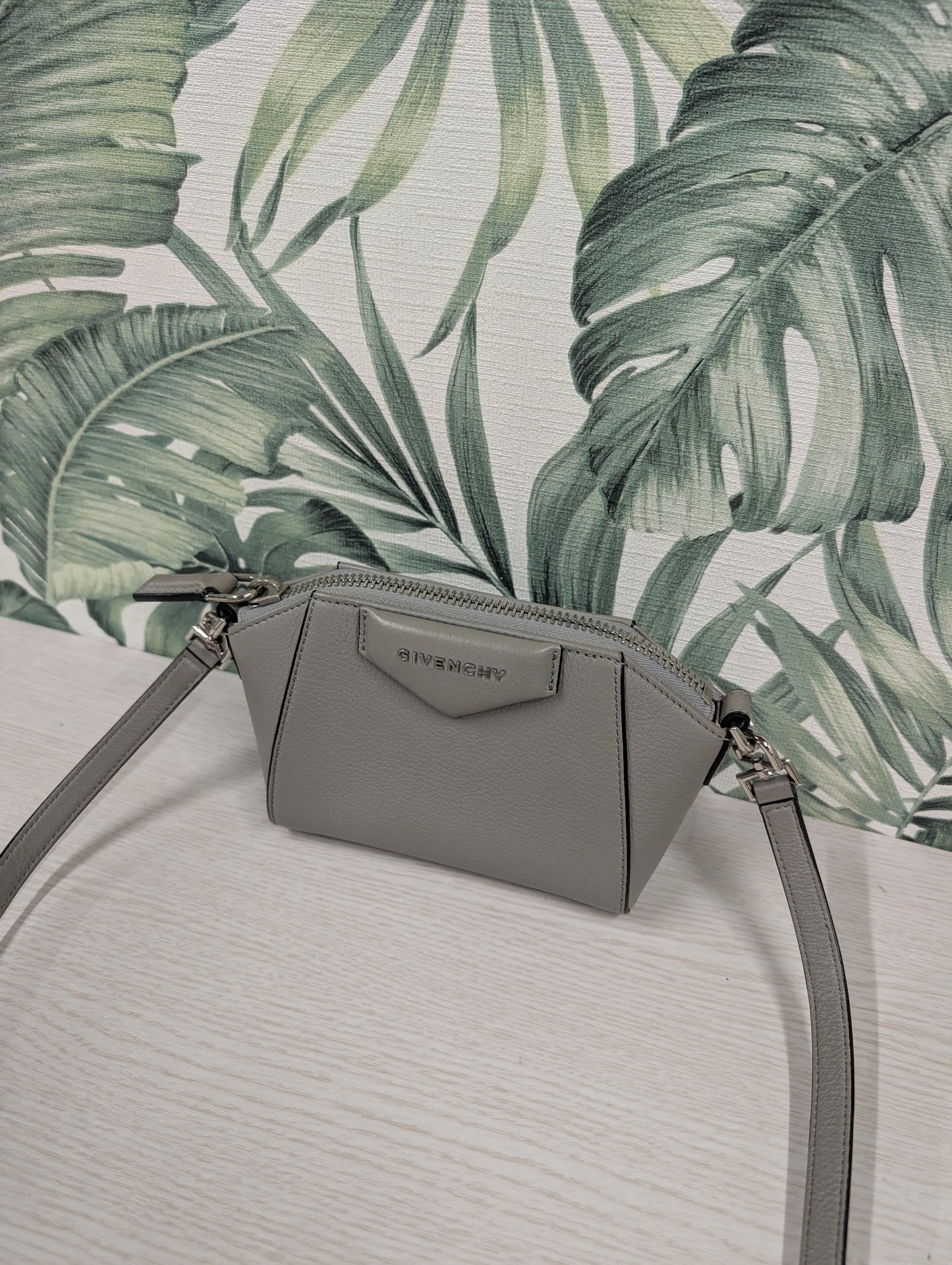 Antigona Crossbody Nano