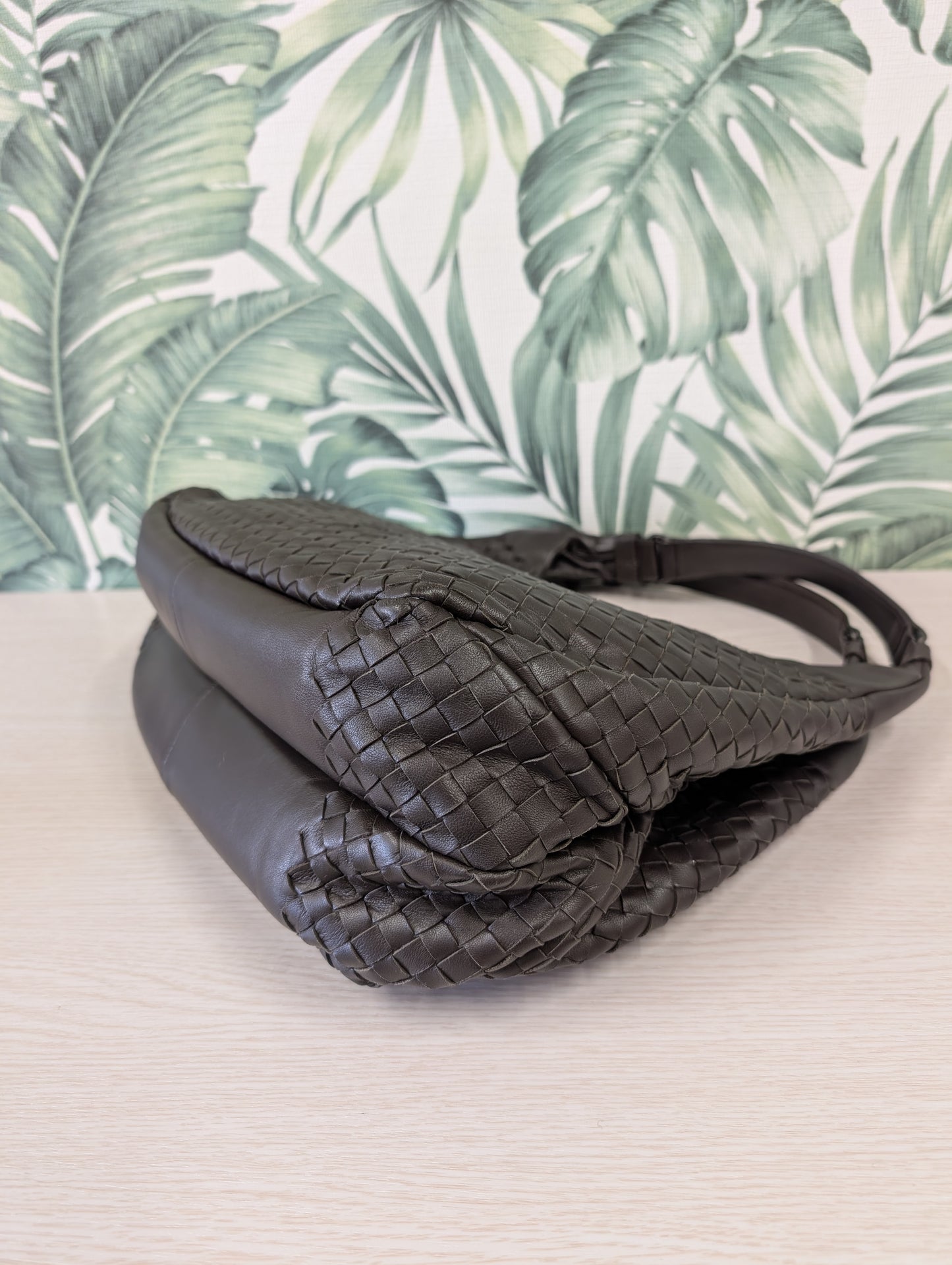 Intrecciato Campana Leather Small
