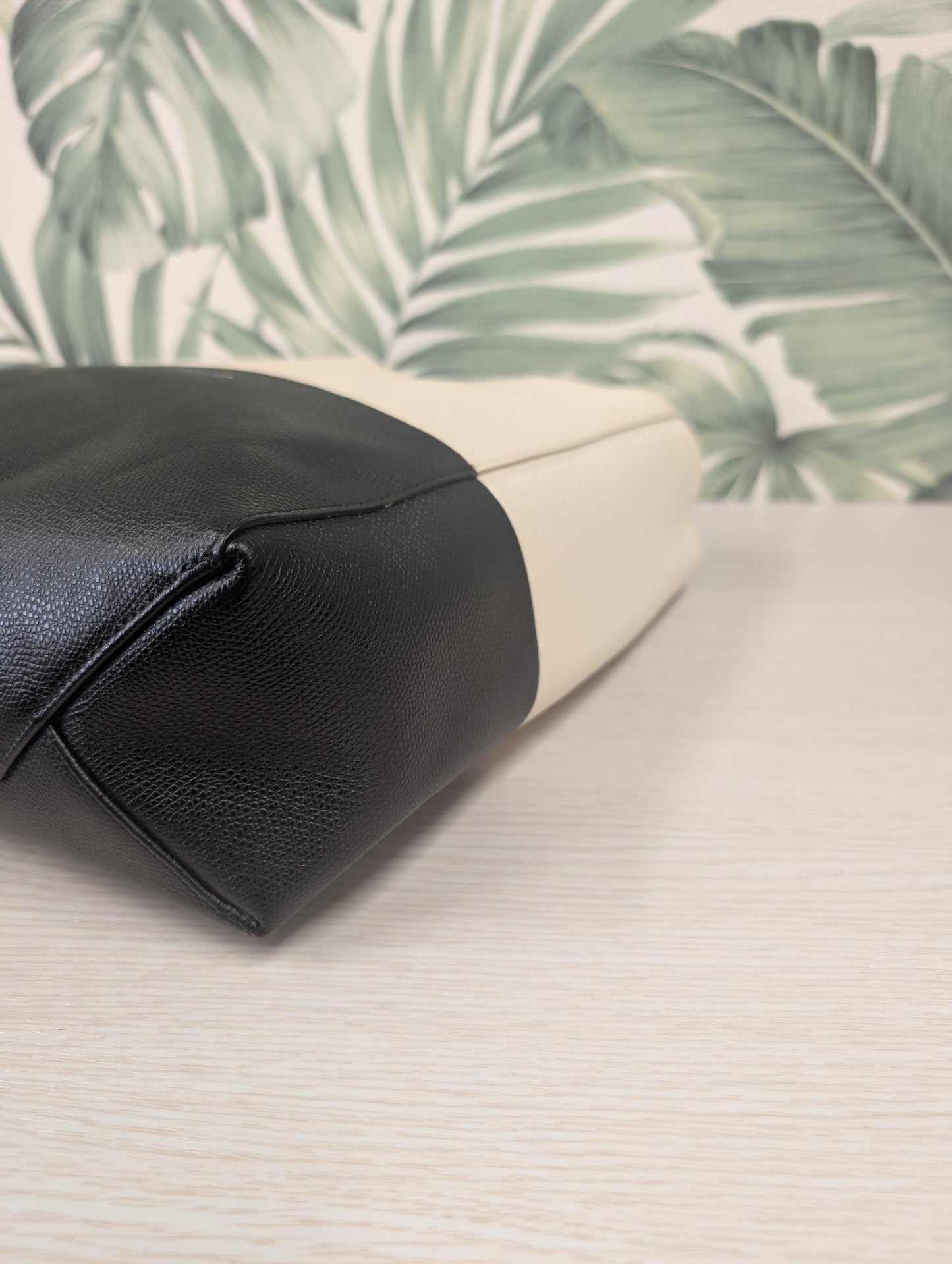 Bicolor Grained Calfskin Vertical Cabas Tote Satchel Small