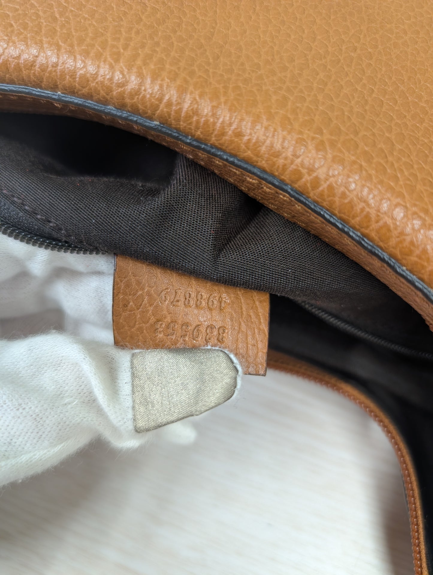 Interlocking G Hobo Leather