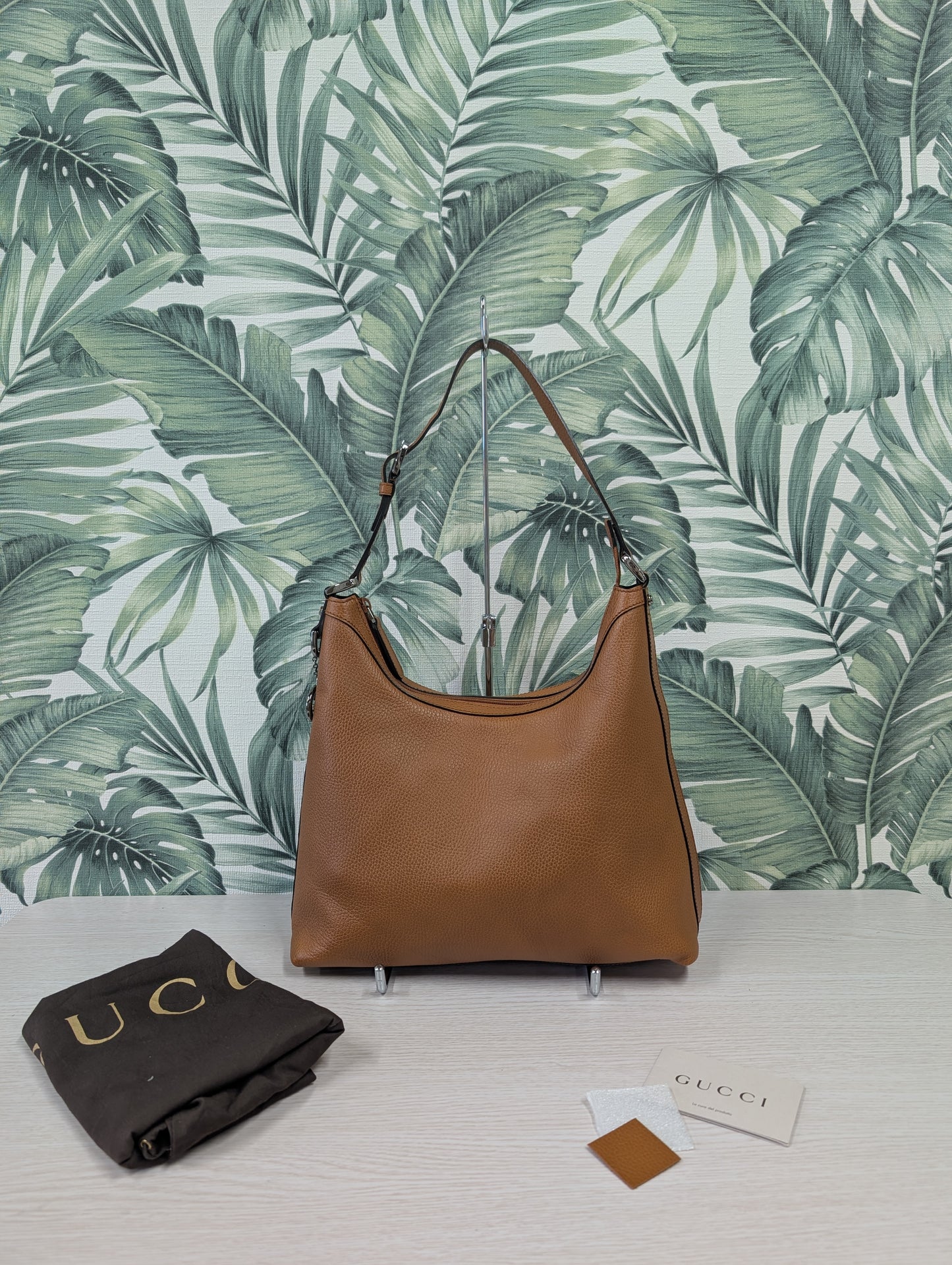 Interlocking G Hobo Leather