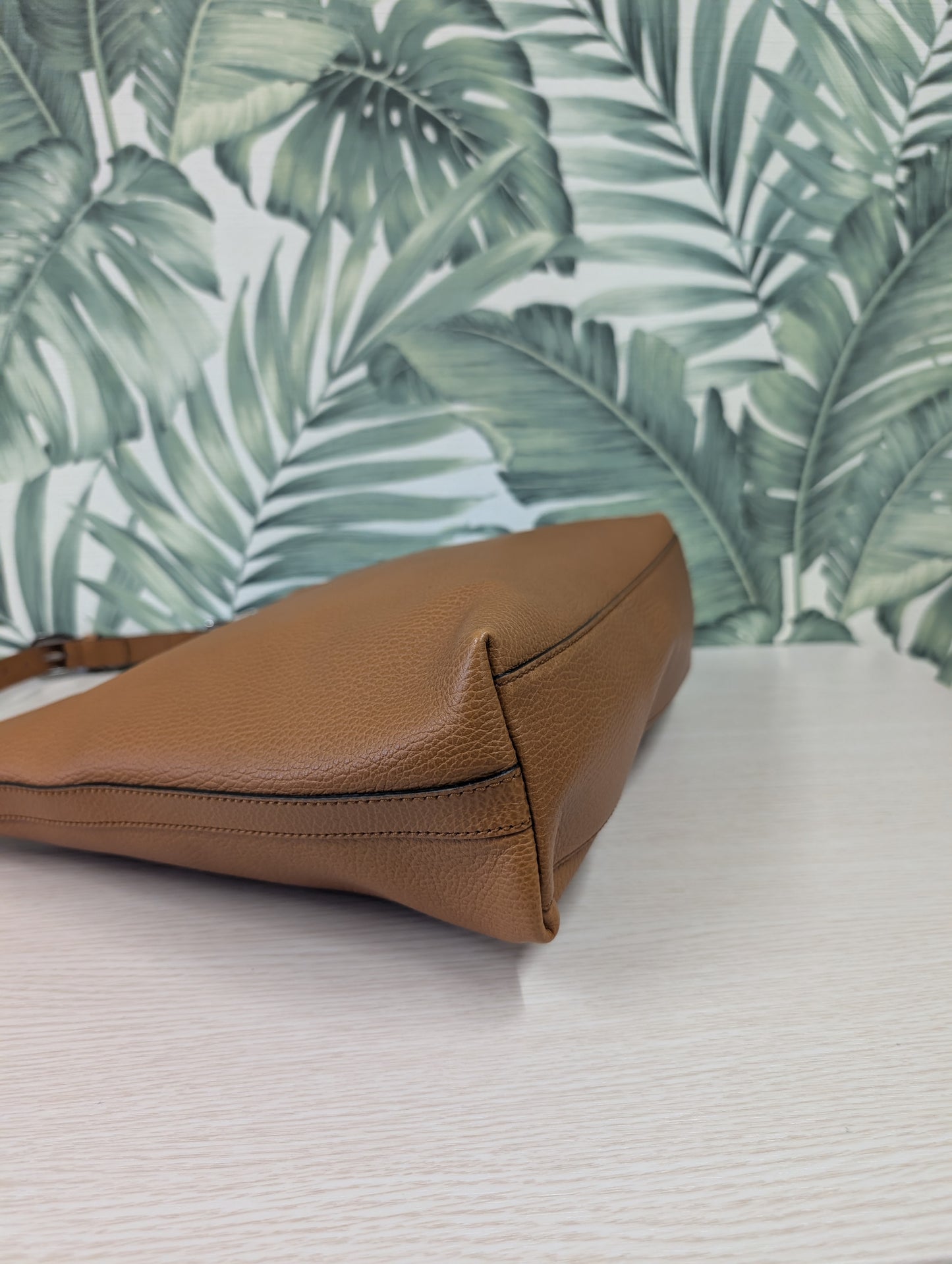 Interlocking G Hobo Leather