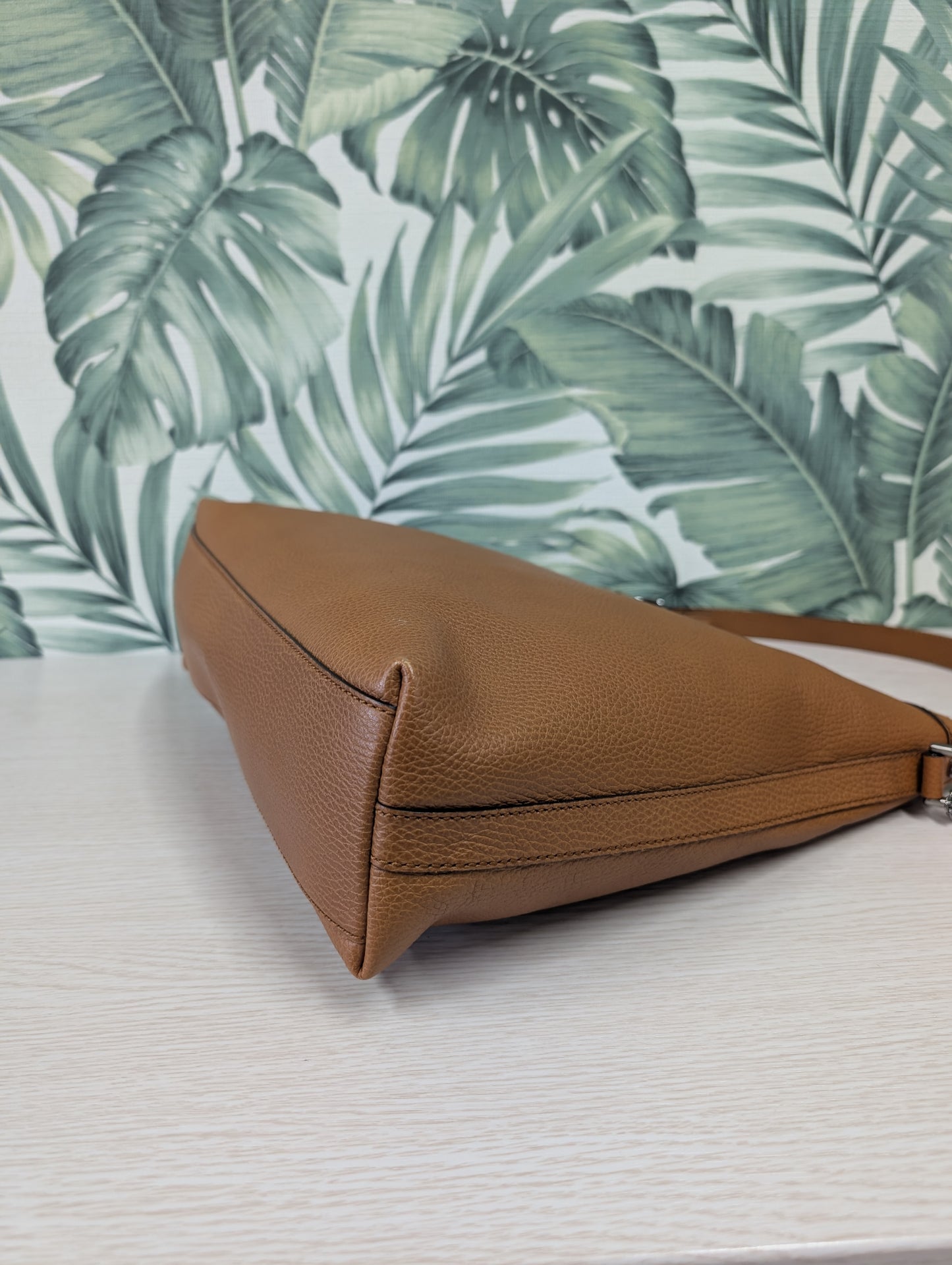 Interlocking G Hobo Leather