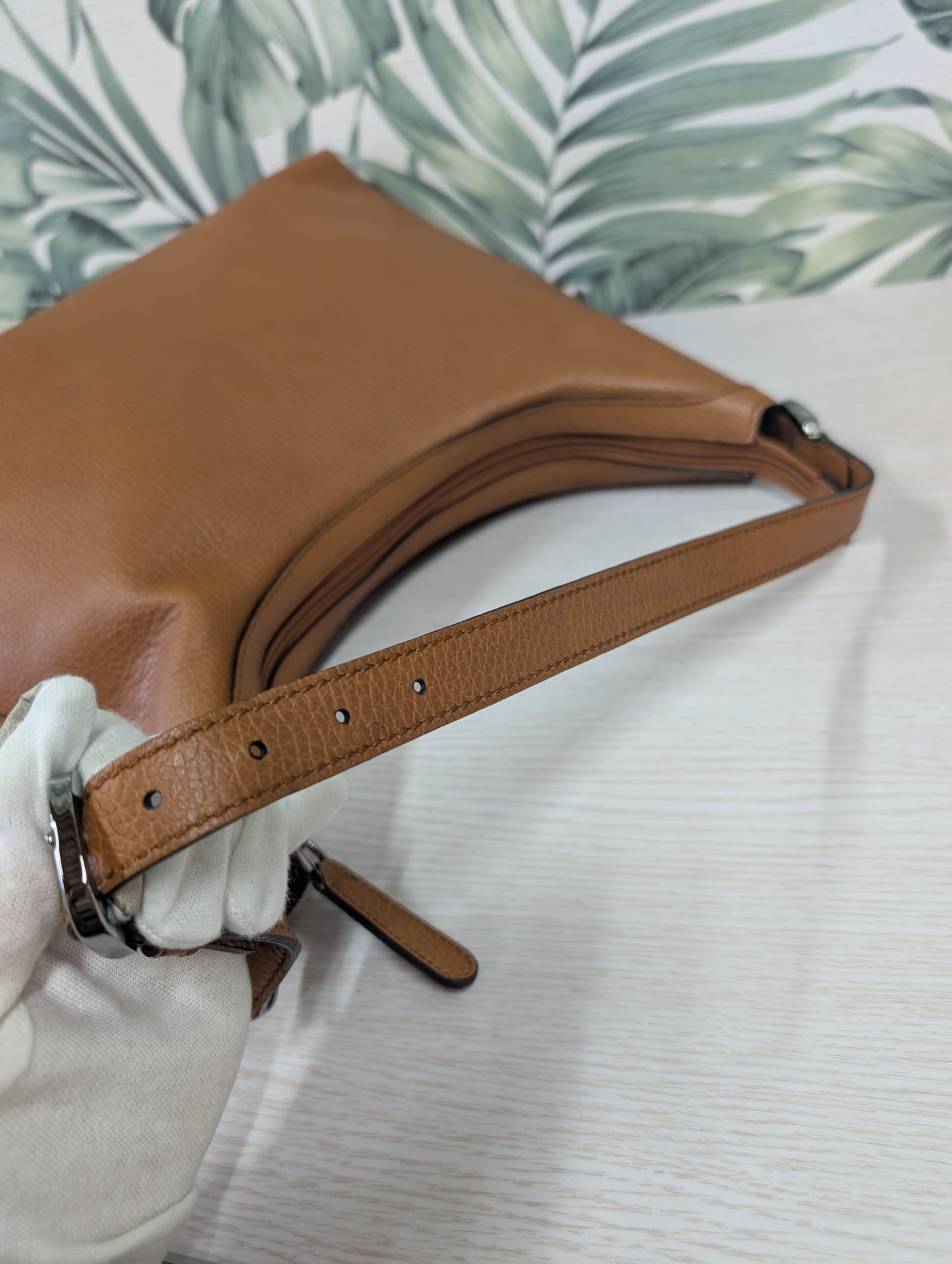 Interlocking G Hobo Leather