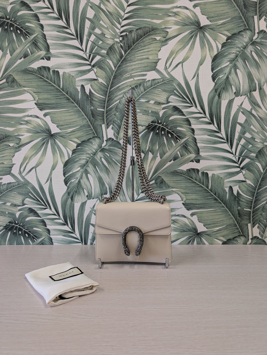 Dionysus Wallet on Chain Mini