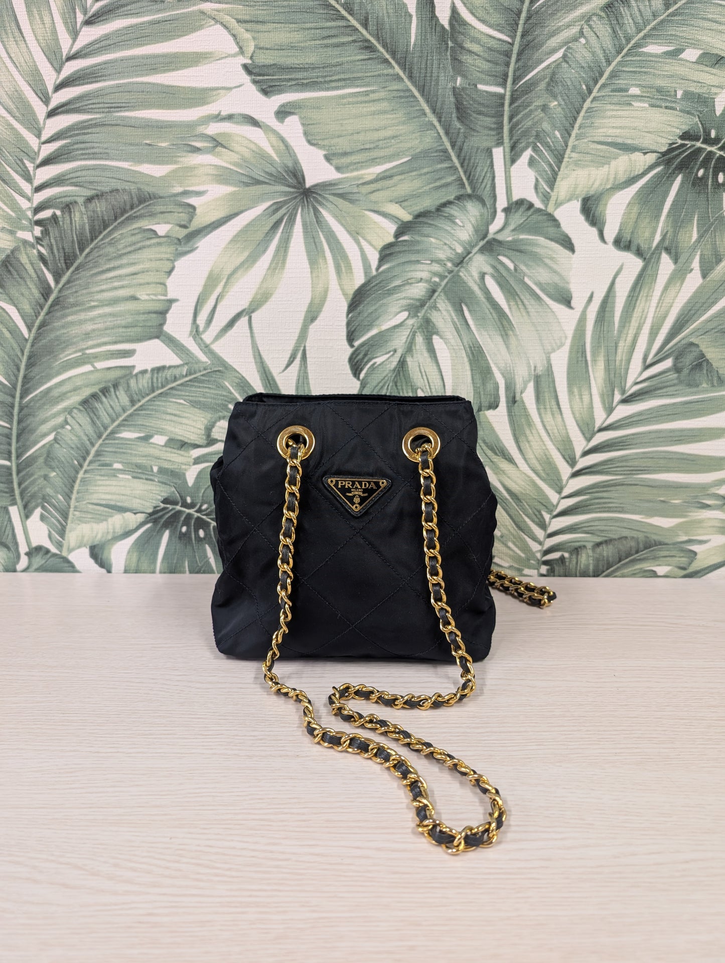 Vintage Quilted Chain Long Gold Nylon Mini