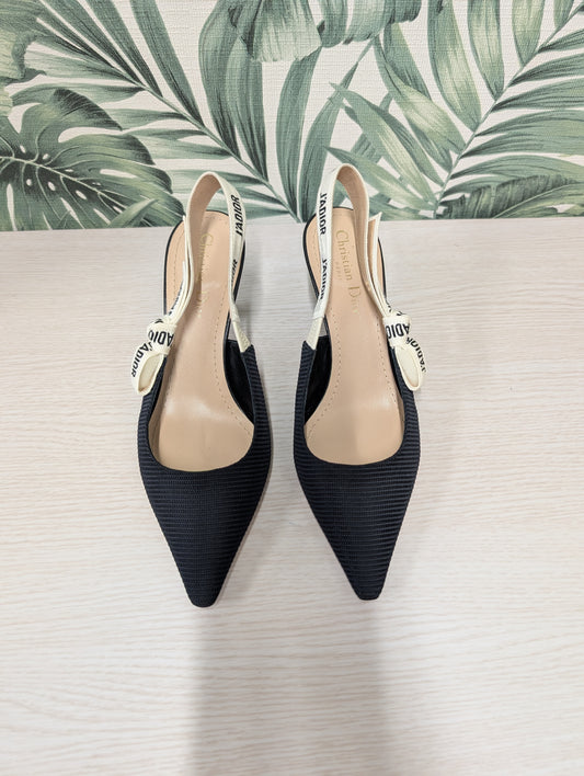 J'adior Fabric Ribbon Kitten Heel 38D