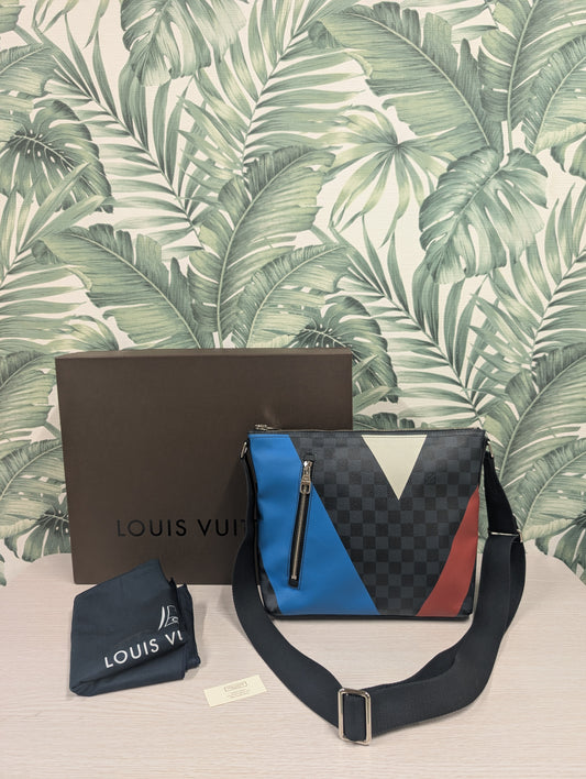 Damier Cobalt Regatta Mick PM Limited Edition American Cup