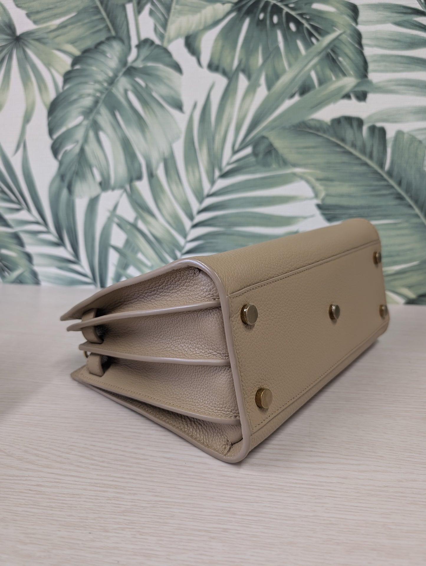 Sac De Jour Grained Leather Baby