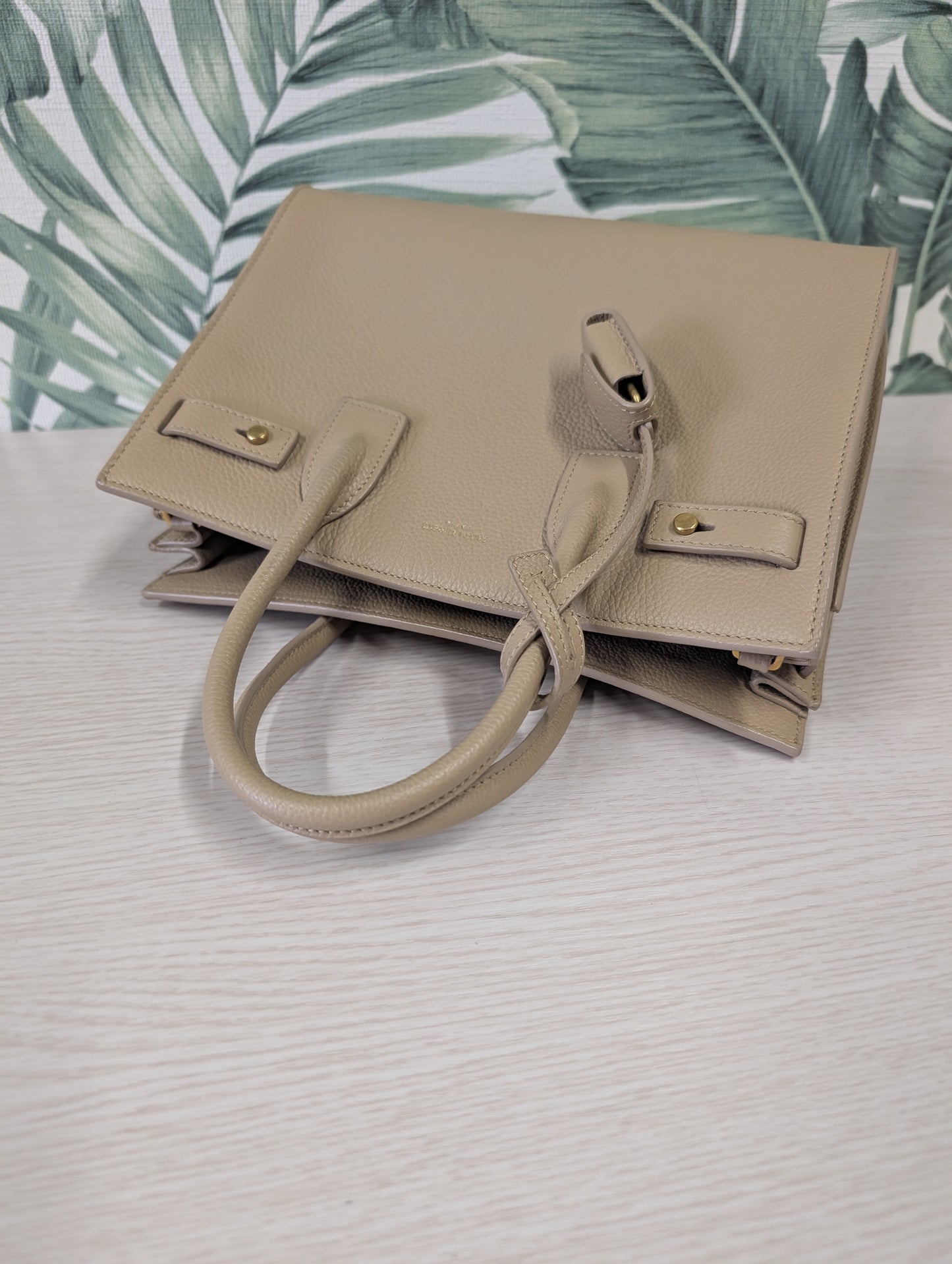 Sac De Jour Grained Leather Baby