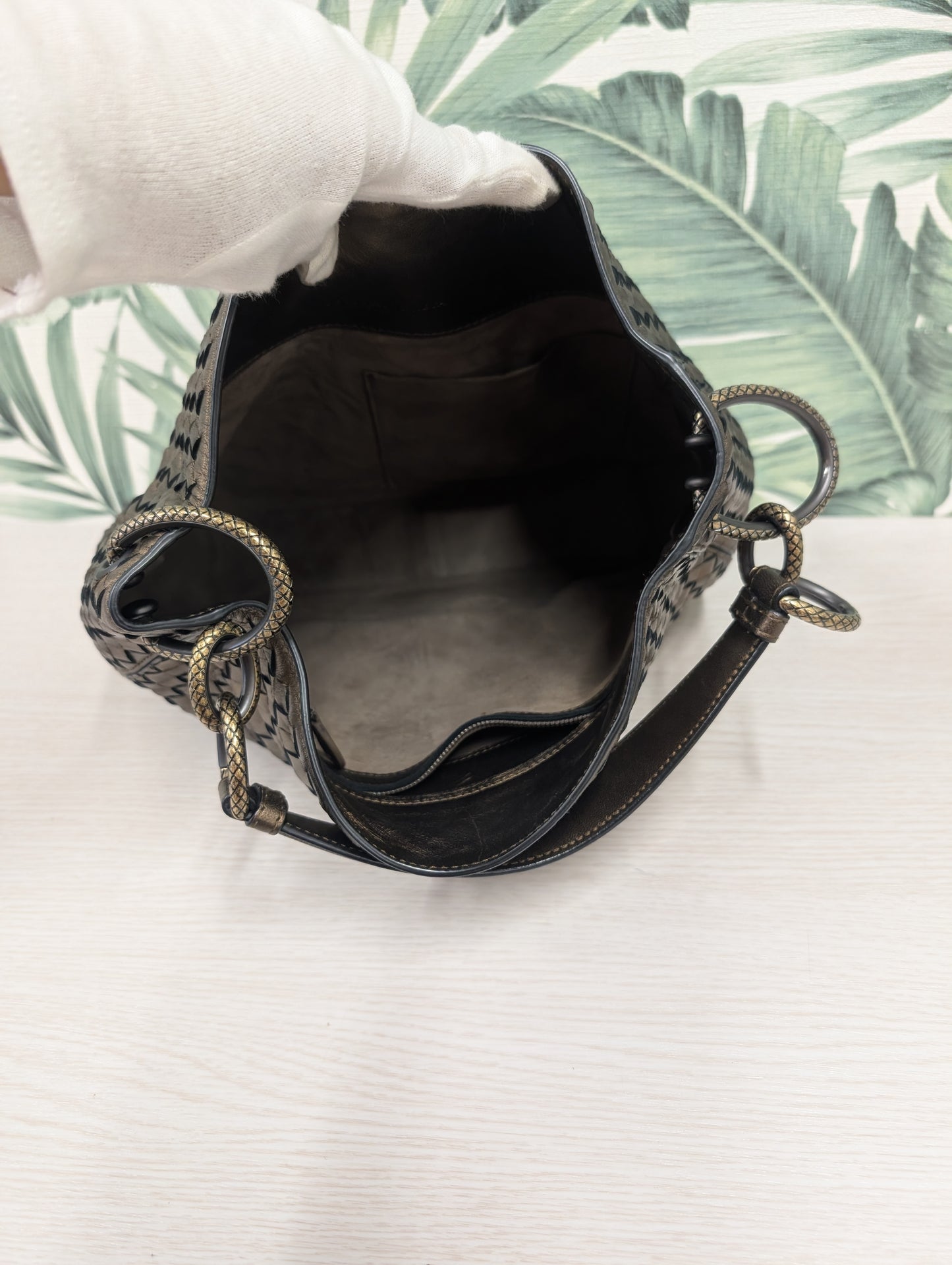 Intrecciato Nappa Leather Loop Small