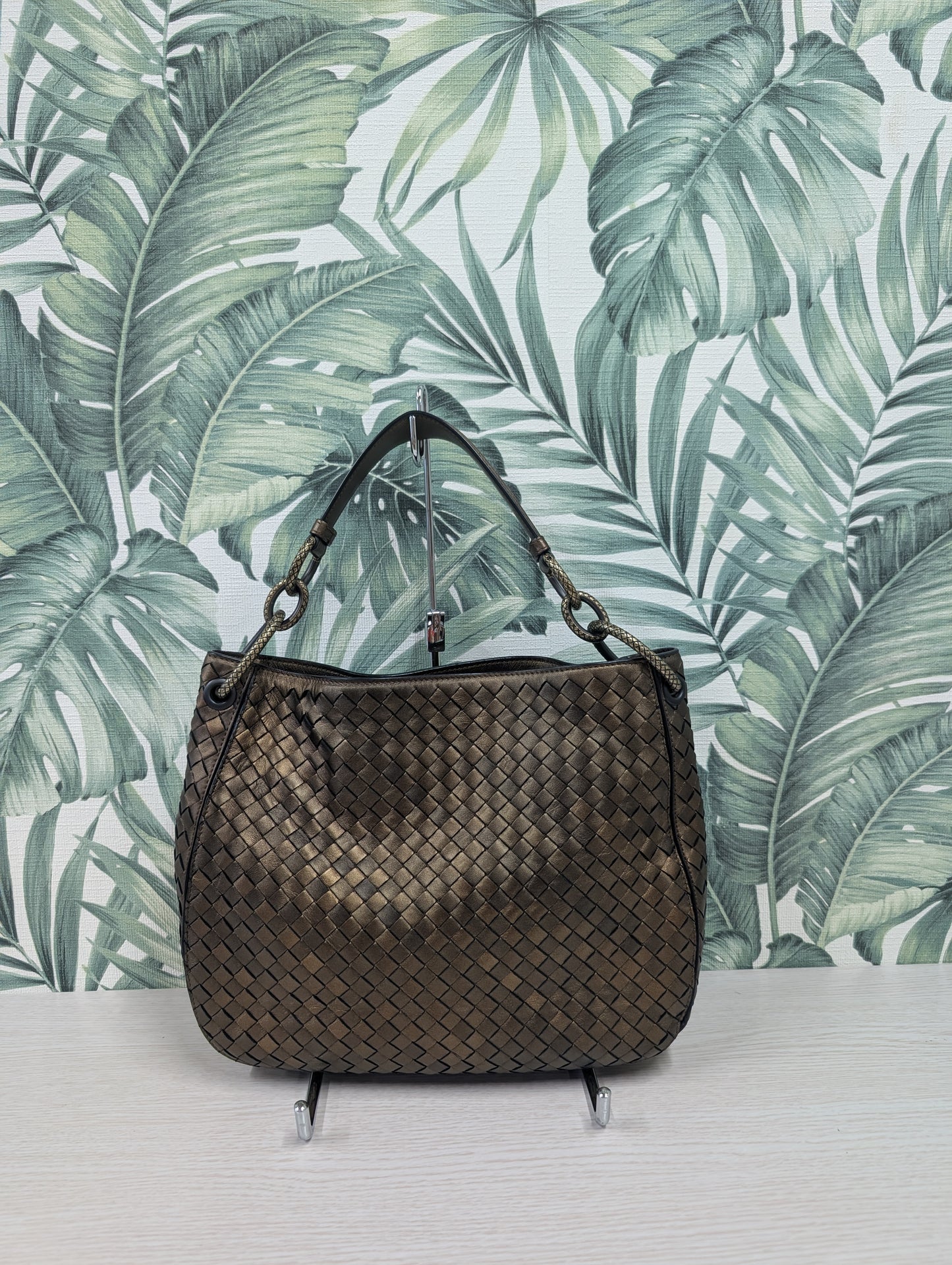 Intrecciato Nappa Leather Loop Small