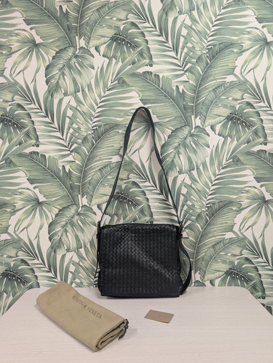 Intrecciato Messenger Bag